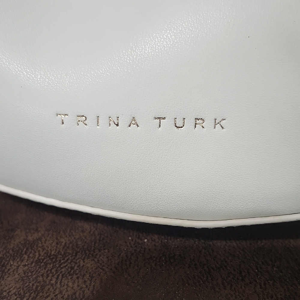 Trina Turk Cream and Brown Crescent Shoulder Bag with Top Zip - Picture 2 of 4